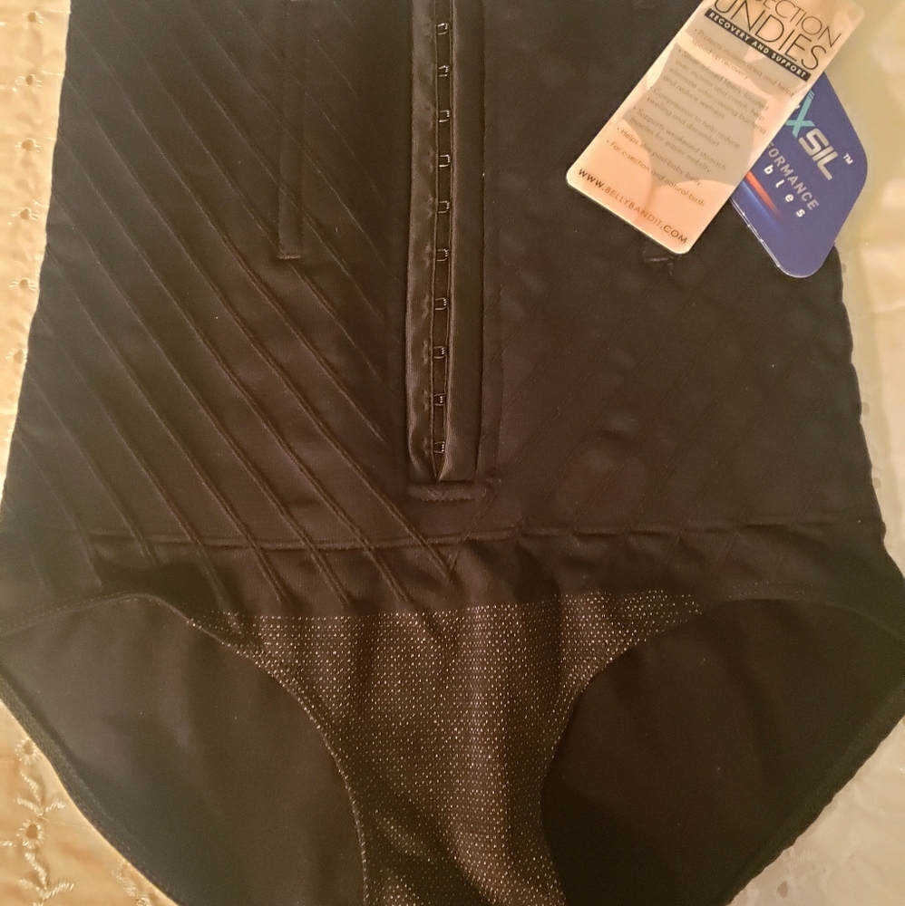 Postpartum recovery undies